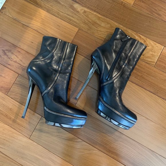 Gucci Platform Boots - Picture 1 of 4